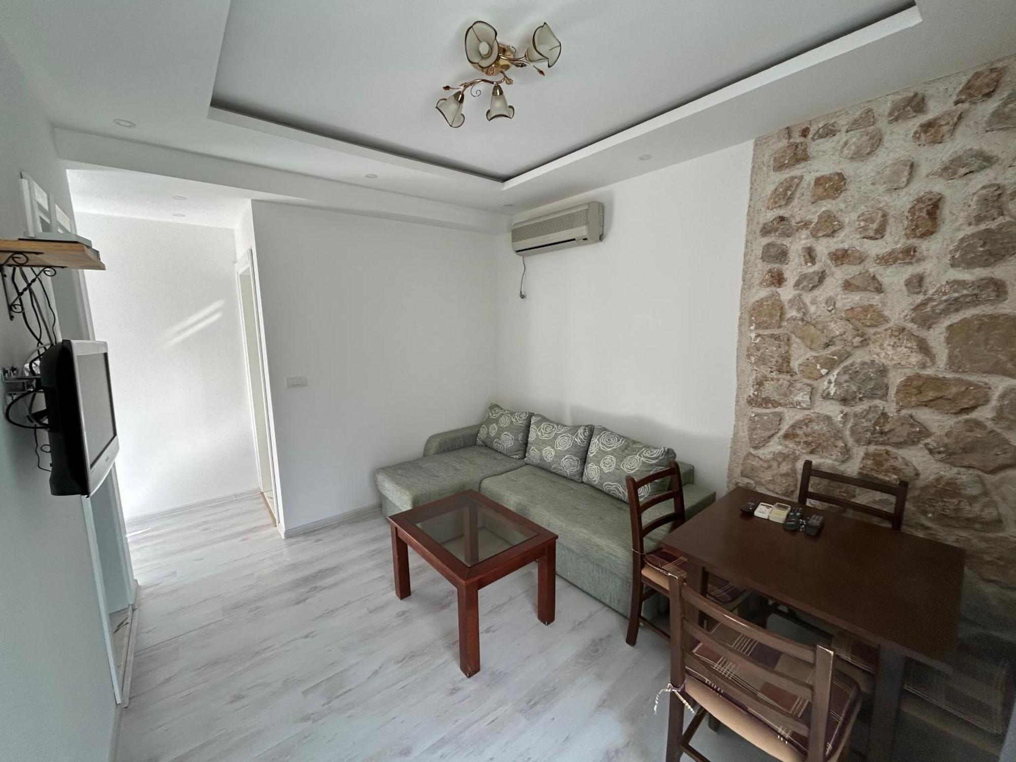Medo * Ulcinj